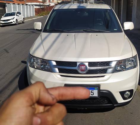 FIAT FREEMONT 2.4 PRECISION 16V GASOLINA 4P AUTOMÁTICO